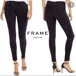 Frame Denim Black & Gray Snake Print Skinny Jeans Size 26